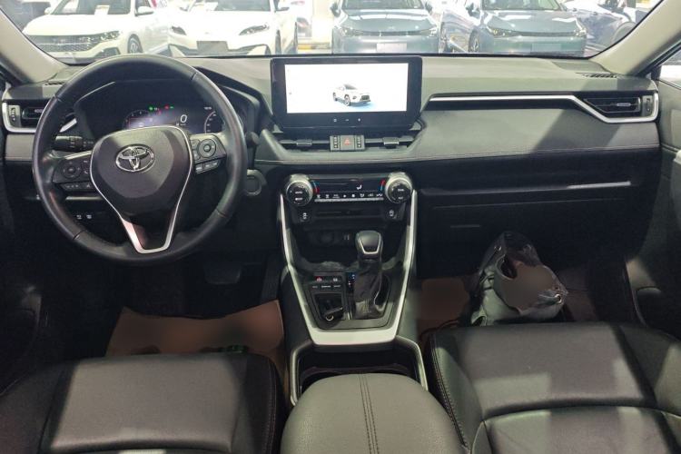 Used Toyota Wildlander 2023 2.0L CVT Two-Wheel Drive Luxury PLUS Edition