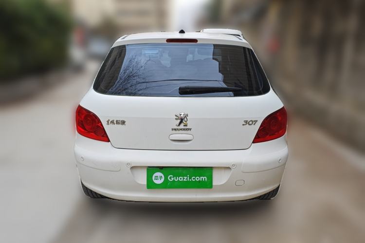 Used Peugeot 307 2013 Hatchback 1.6L Automatic Comfort Edition
