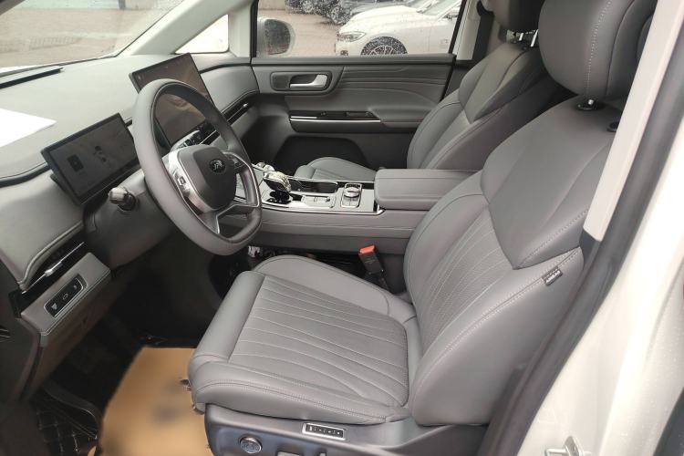 Used JAC Refine RF8 PHEV 2024 Hongmeng Edition 1.5T 150KM Flagship Model – Lithium Iron Phosphate
