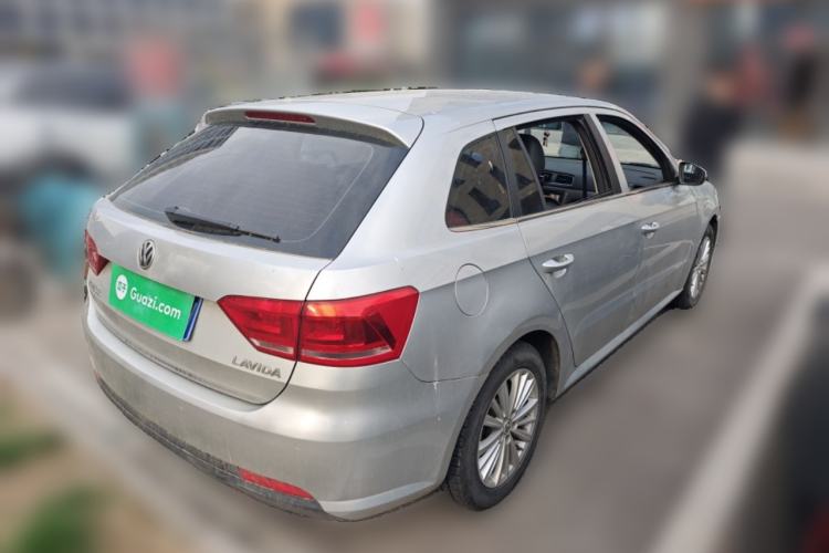 Used Volkswagen Gran Lavida 2014 1.6L Automatic Sport Edition
