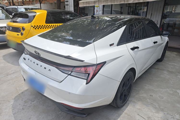 Used Hyundai Elantra 2022 1.5L CVT 20th Anniversary Edition
