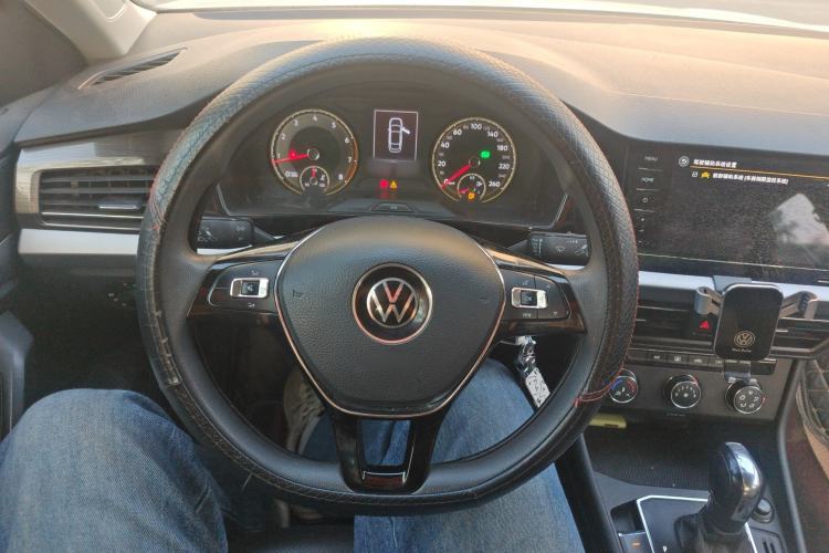 Used Volkswagen Lavida 2021 1.5L Automatic Comfort Edition
