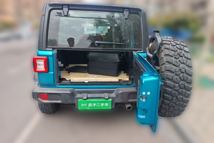 Used Jeep Wrangler 2019 2.0T Rubicon Four-Door Version China VI Emission Standard Trunk