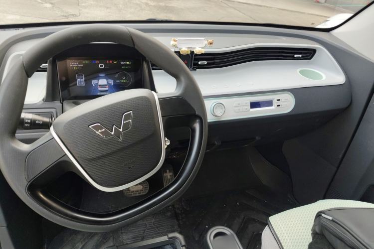 Used Wuling Hongguang MINIEV 2022 Macaron Premium Model – Lithium Iron Phosphate