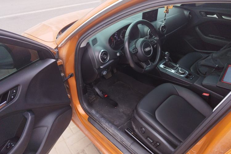 Used Audi A3 2014 Sportback 35 TFSI Automatic Style Edition Driver Seat