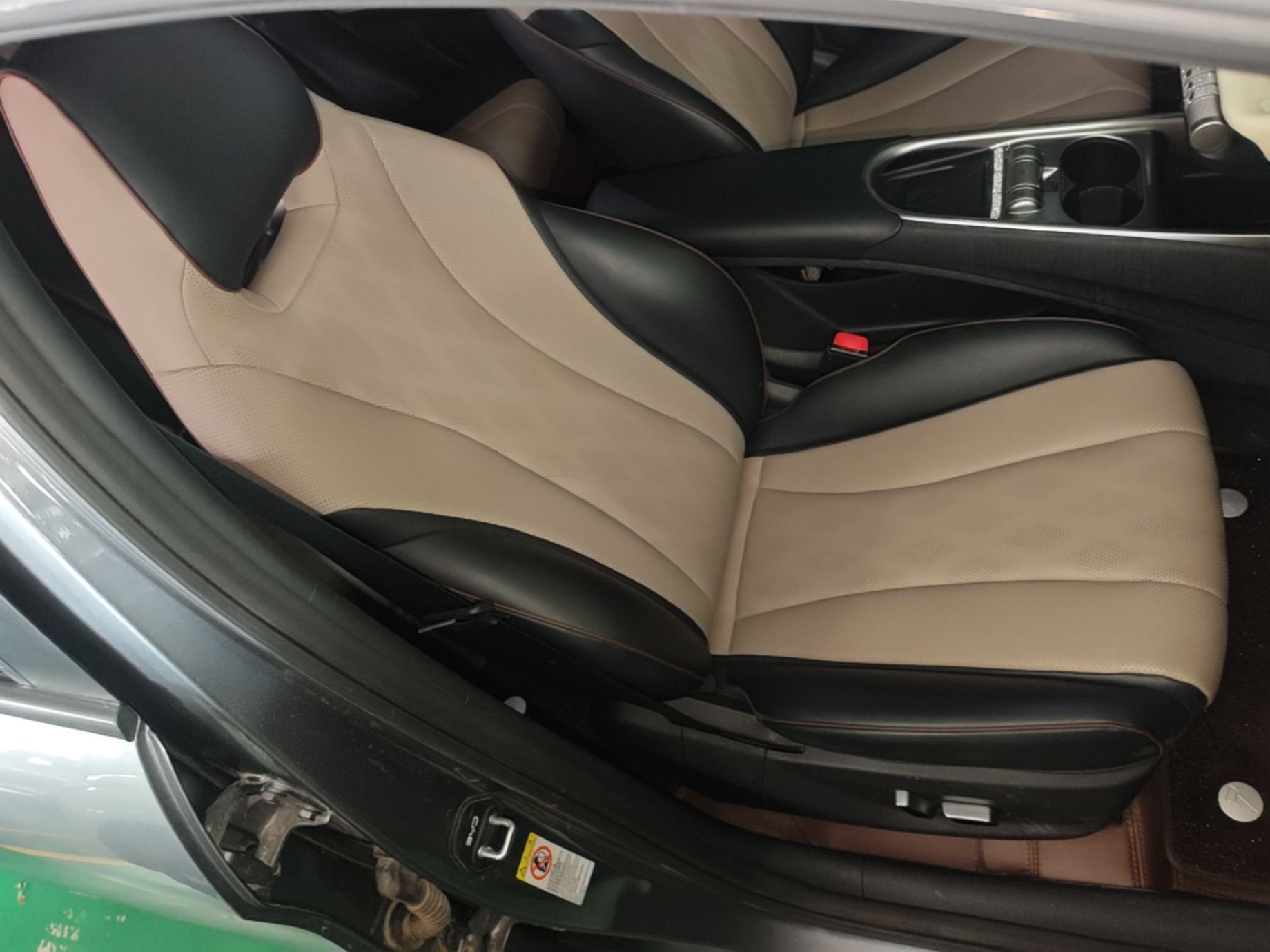BYD Dolphin 2023 420 km Fashion Edition — снимка 19