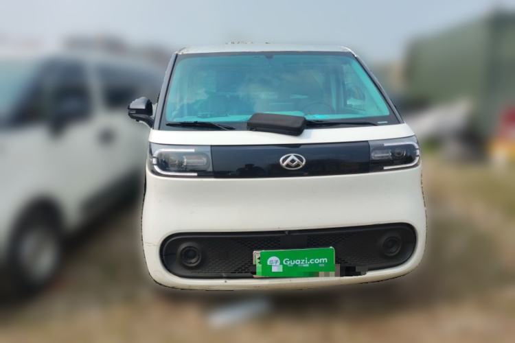 Used SAIC MAXUS Dana V1 2025 V1+ Long Wheelbase Low-Roof Multi-Function Version (62 kWh) Front