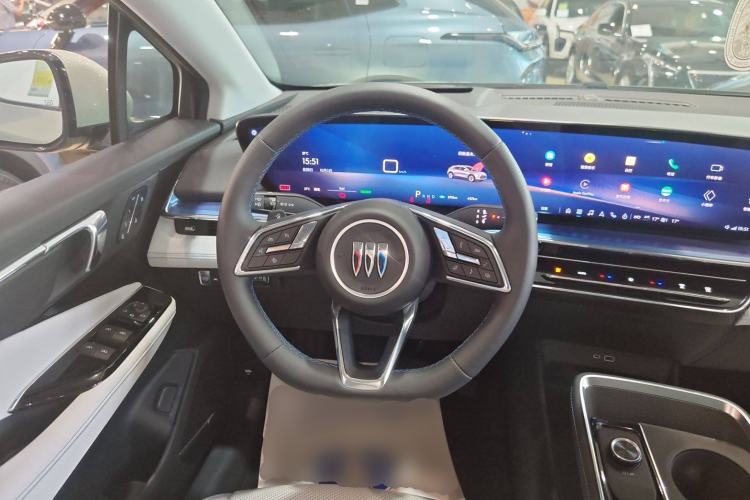 Used Buick E4 2023 Smart Edition
