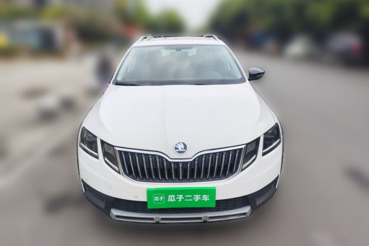 Used Skoda Octavia 2019 TSI280 DSG Luxury Edition Station Wagon China VI Standard
