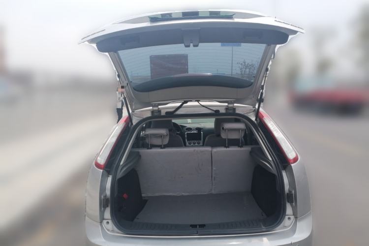 Used Ford Focus 2012 Hatchback Classic 1.8L Automatic Base Model
