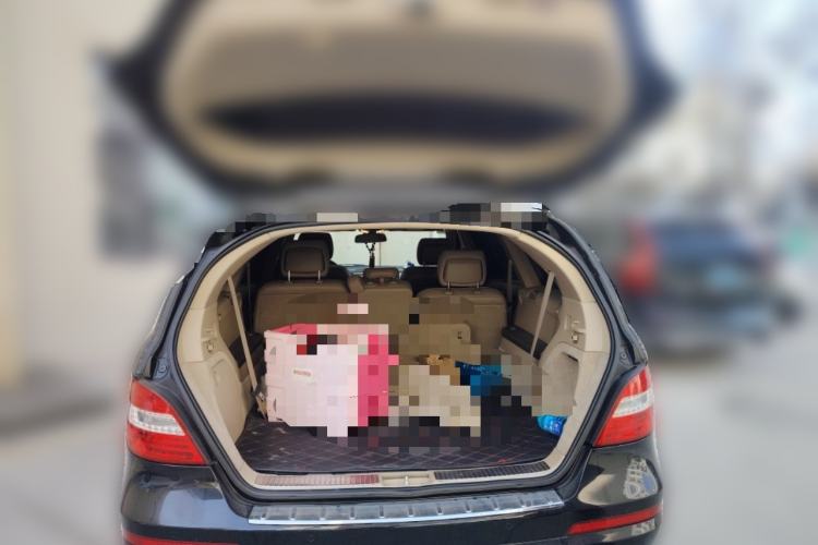 Used Mercedes-Benz R-Class 2017 R 320 4MATIC Business Edition Prestige Model