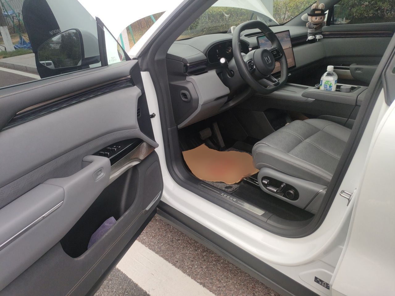 Zeekr 7X 2025 75 kWh Rear-Wheel Drive Intelligent Driving Version — снимка 16