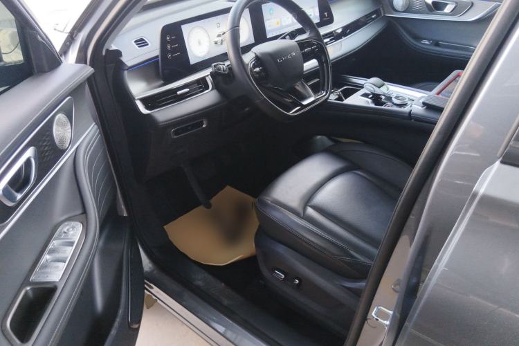 Used Chery Tiggo 8 PRO 2025 290T Two-Wheel-Drive Luxury Edition