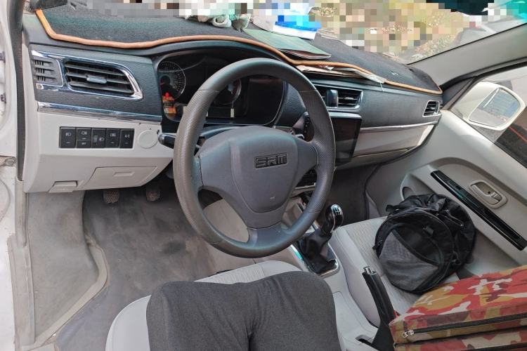 Used Jinbei New Hiace X30L CNG 2021 1.5L Natural Gas Wealth Single-Steaming Air-Conditioned Van SWCC15M
