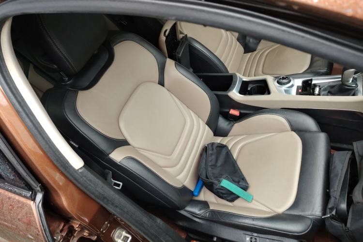 Used DS 6 2014 1.6T Elegant Version THP160