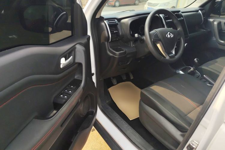 Used CHANGAN OSHAN X70A 2018 1.5L Manual Standard Edition
