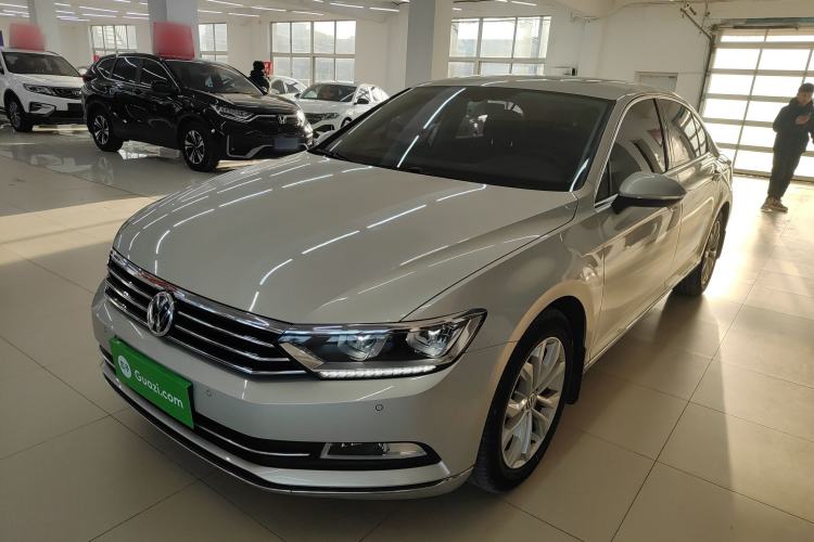 Used Volkswagen Magotan 2017 380TSI DSG Luxury Model