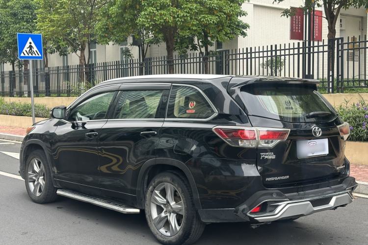 Used Toyota Highlander 2015 2.0T Four-Wheel Drive Luxury Edition 7-Seater Exterior 3