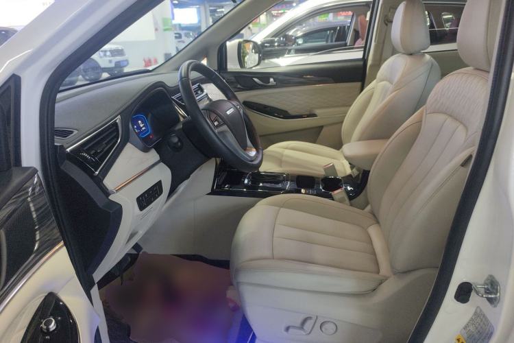 Used Oshan Cosmos 2022 1.5T Automatic Business Model