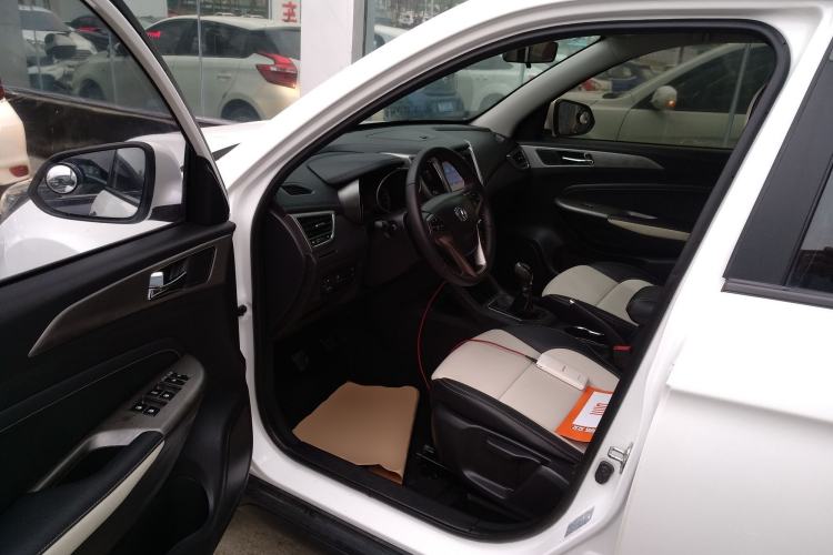 Used CHANGAN CS35 2017 1.6L Manual Luxury Model Driver Seat