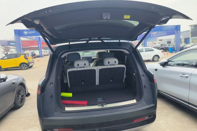 Used Denza N9 2025 Flagship Model
