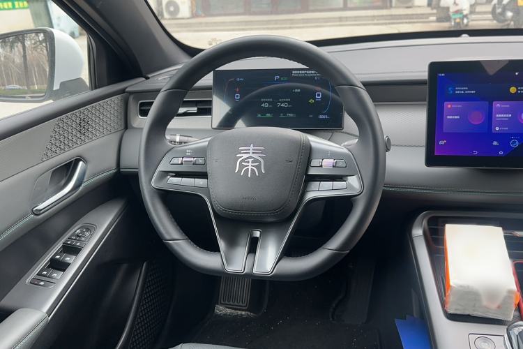 Used BYD Qin PLUS 2025 DM-i Smart Drive 55KM Leading Model
