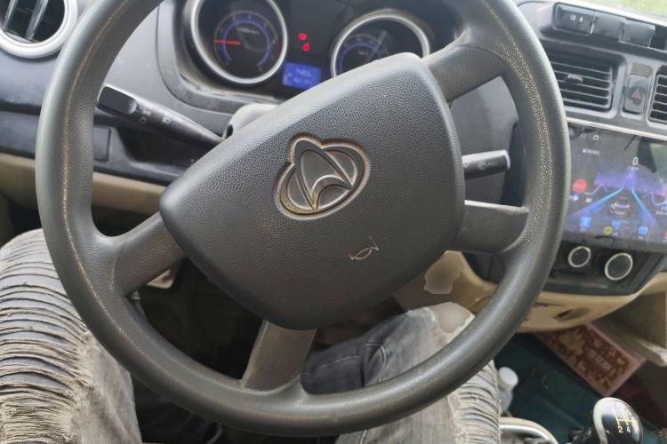 Used CHANGAN KAICHENG Ruixing M80 2014 1.5L Comfort Model 4G15S Steering Wheel