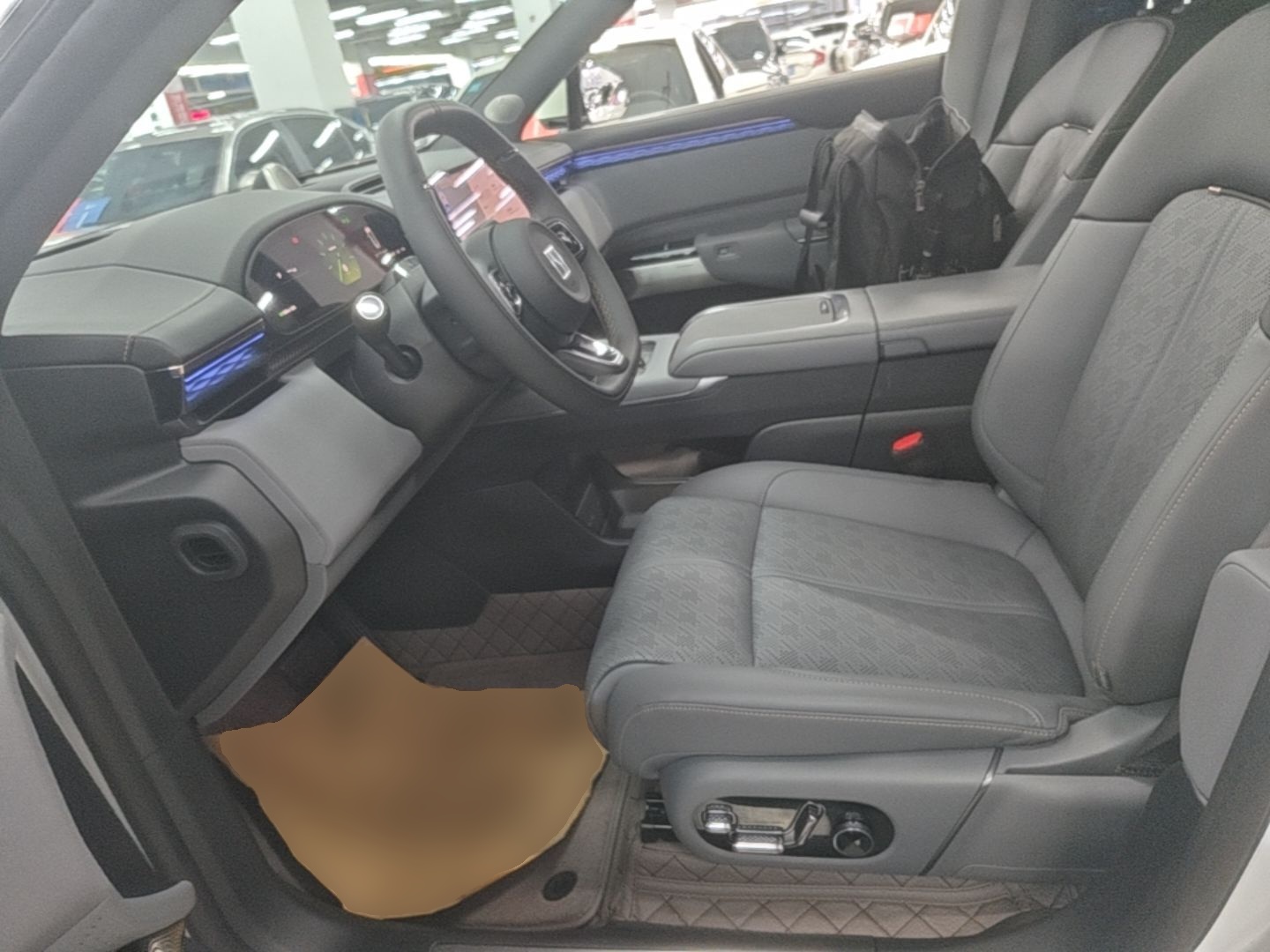 Zeekr 7X 2025 75 kWh Rear-Wheel Drive Intelligent Driving Version — снимка 17