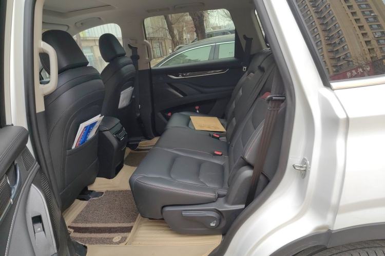 Used SAIC MAXUS D90 Pro 2020 2.0T Gasoline 4x4 Flagship Edition 7 Seats
