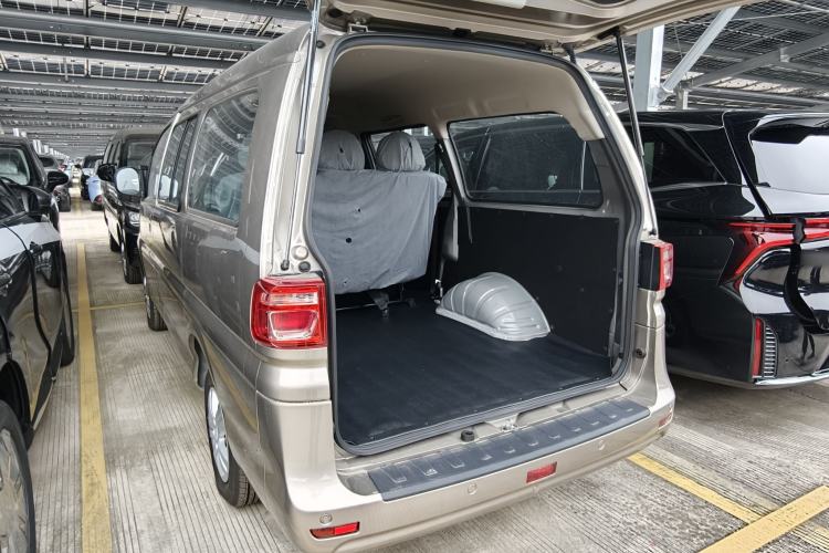 Used FORTHING Lingzhi M5 2025 Model, 420km Pure Electric Urban Version, 5-seater
