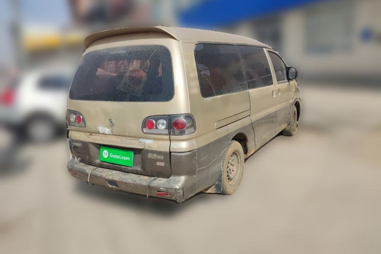 Used FORTHING Lingzhi 2014 M5 Q7 2.0L 7-seat Long-wheelbase Comfort Version
