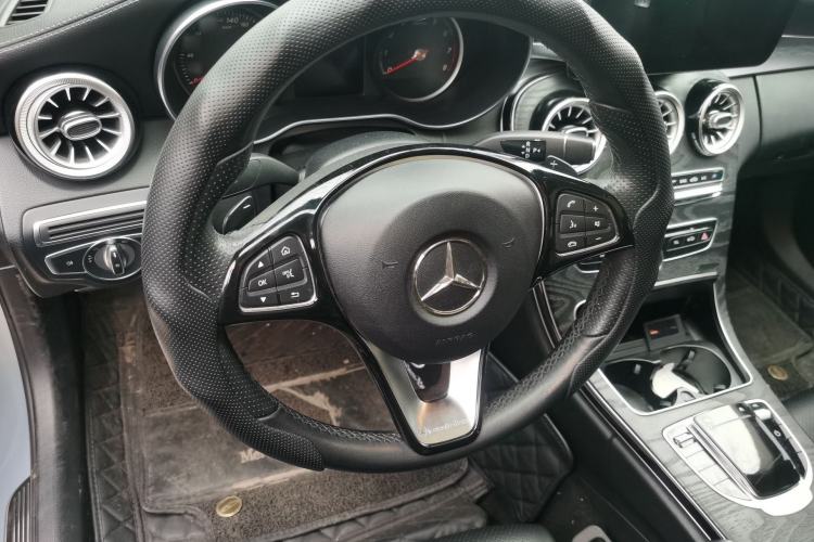 Used Mercedes-Benz C-Class 2017 Facelift C 200 L Sport Edition Steering Wheel