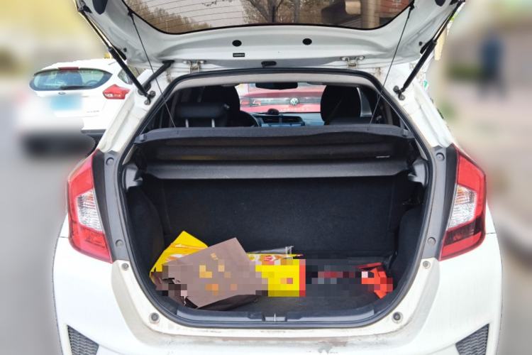 Used Honda Fit 2016 1.5L LX CVT Comfort Model Trunk