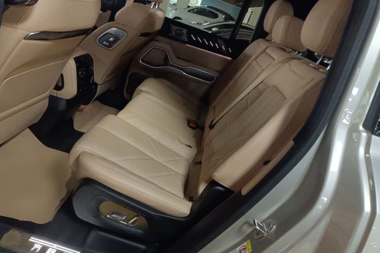 Used Formula Leopard 8 2025 Smart & Brave Flagship Edition 7 Seats
