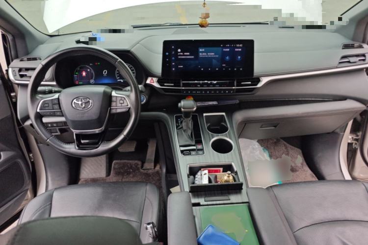 Used Toyota SIENNA 2021 2.5L Hybrid Ultimate Edition