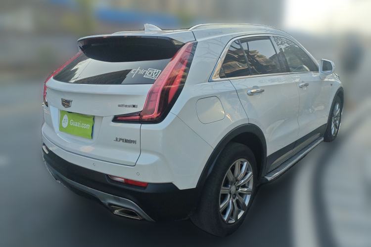 Used Cadillac XT4 2020 28T Two-Wheel-Drive Leading Version
