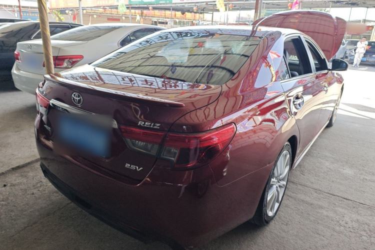 Used Toyota Reiz 2013 2.5V Supreme Edition