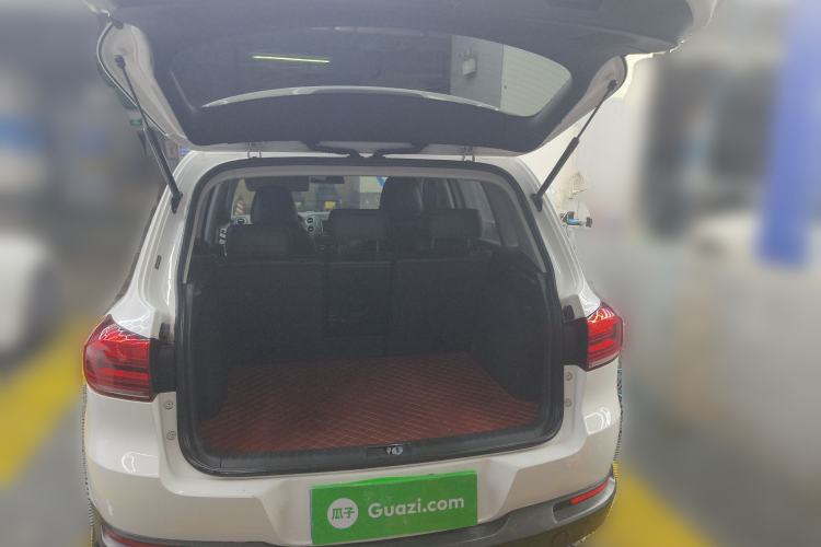 Used Volkswagen Tiguan L 2016 300TSI Automatic Two-Wheel Drive Trend Edition