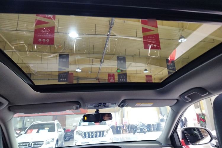 Used Toyota Highlander 2017 2.0T Four-Wheel Drive Luxury Edition 7 Seats