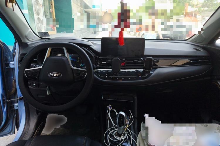 Used JAC Group iEVS4 2019 Luxury Smart Connectivity Model Center Console