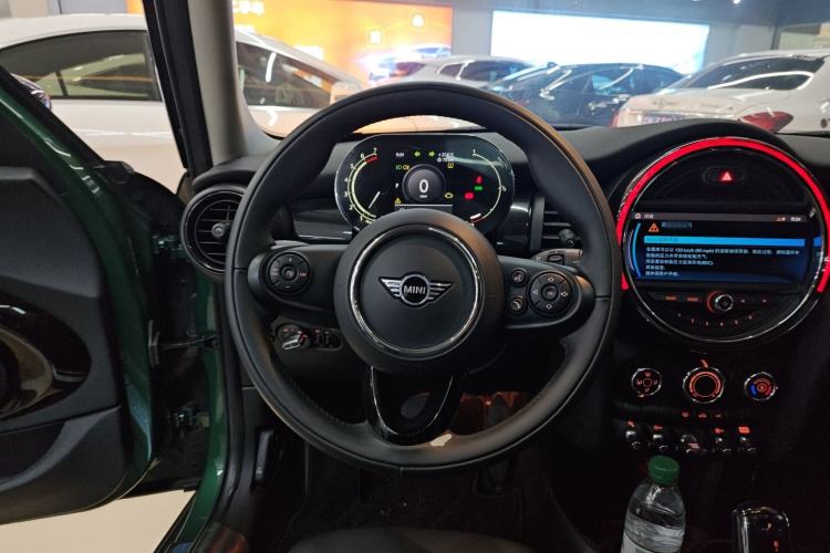 Used MINI MINI 2021 1.5T COOPER Classic Edition Five-Door Version