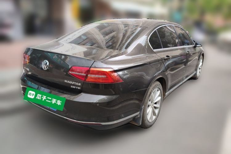 Used Volkswagen Magotan 2017 330TSI DSG Leading Model Rear Right 45 Deg