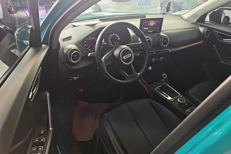 Used Audi Q2L 2018 35 TFSI Launch Exclusive Edition China VI
