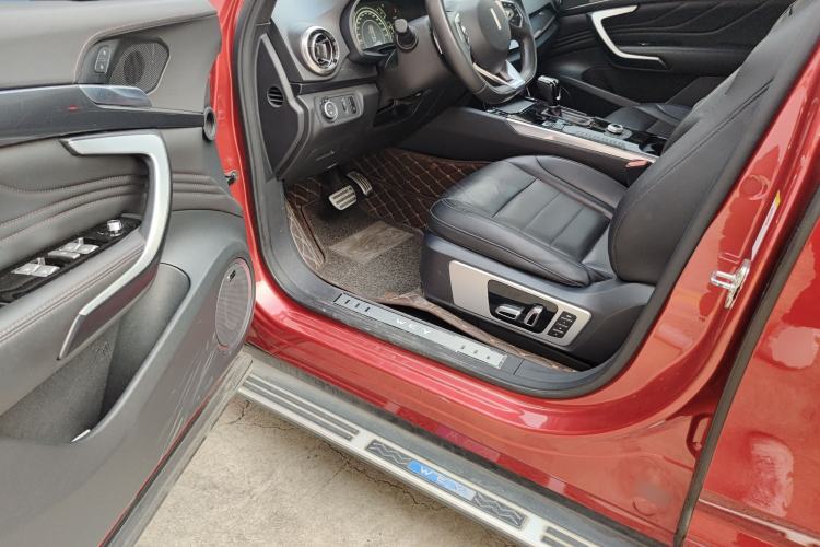 Used Wey VV7 2017 2.0T Flagship Model Driver Seat