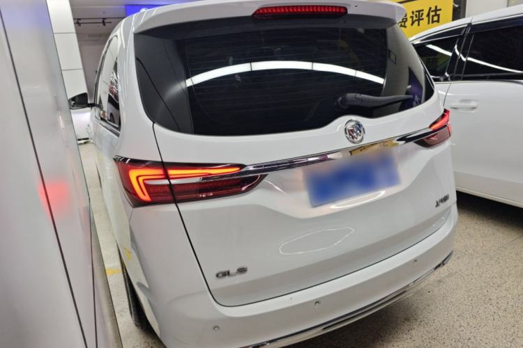 Used Buick GL8 2023 Land Executive Class Comfort Model
