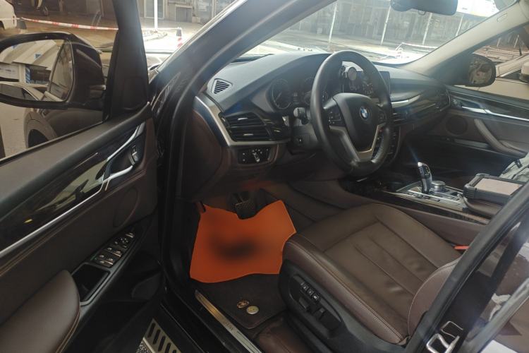 Used BMW X5 2017 xDrive28i
