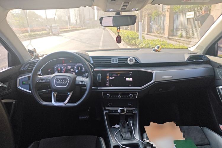 Used Audi Q3 2021 35 TFSI Fashion Dynamic Model