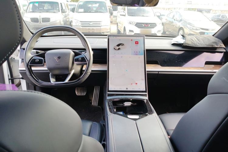 Used NETA S 2024 Pure Electric 520km Rear-Drive Lite Version Center Console