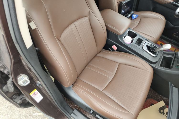 Used BYD S7 2015 2.0T Upgraded Automatic Luxury Version Right Front Seat