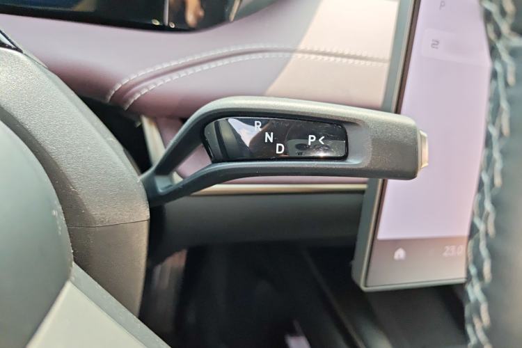 Used Xiaomi Auto SU7 2024 Four-Wheel Drive Ultra-Long Range Advanced Intelligent Driving Max Edition Gear Lever